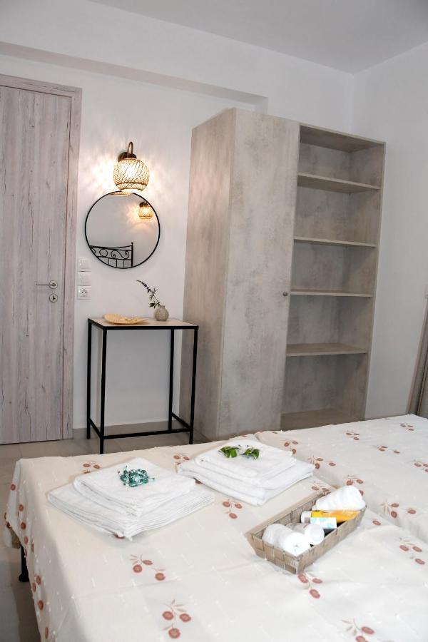 Apartment Bay